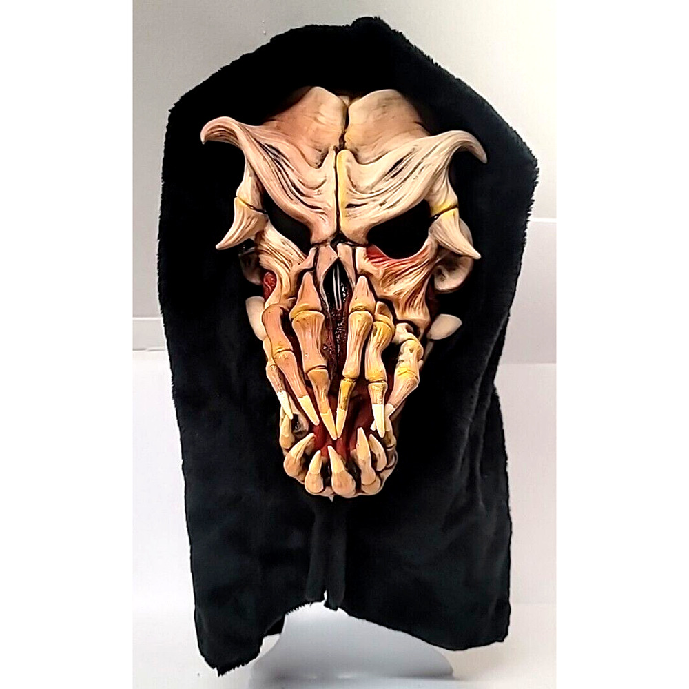 Vintage Scary Halloween Mask BSS Be Something Studios‎ 1991 Fang Face Black Hood